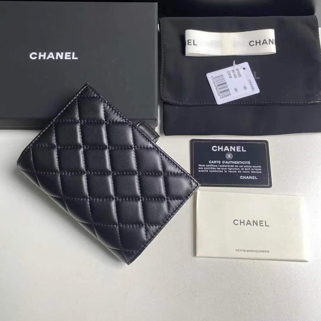 Chanel 新品 小香 多功能护照夹 这款设计以后也可能进入 系列 款号A3658