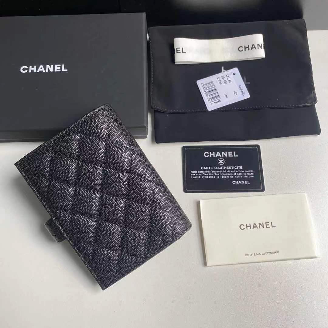 Chanel 新品 小香 多功能护照夹 这款设计以后也可能进入 系列 款号A3658