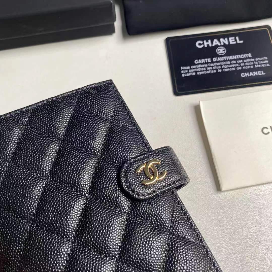 Chanel 新品 小香 多功能护照夹 这款设计以后也可能进入 系列 款号A3658