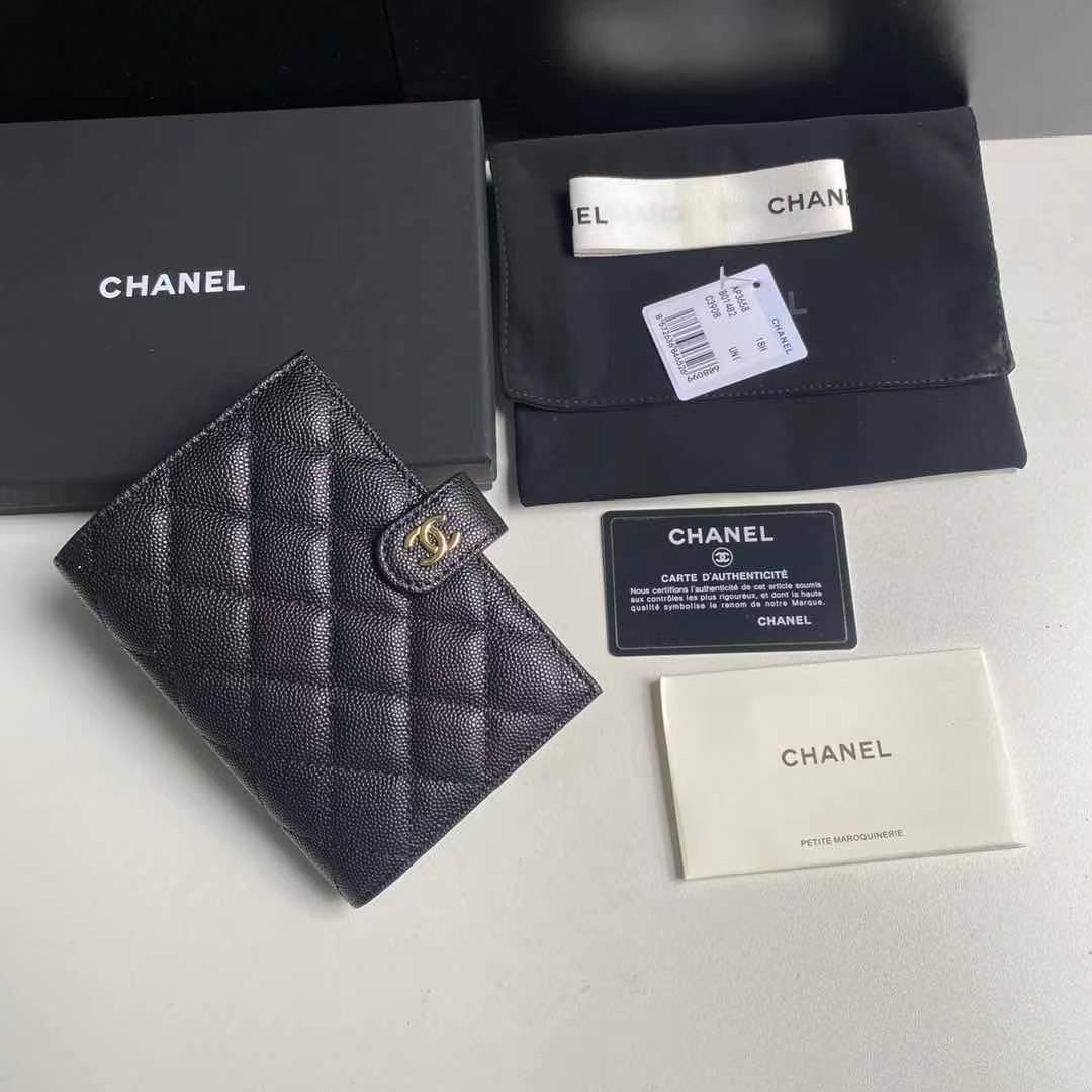 Chanel 新品 小香 多功能护照夹 这款设计以后也可能进入 系列 款号A3658