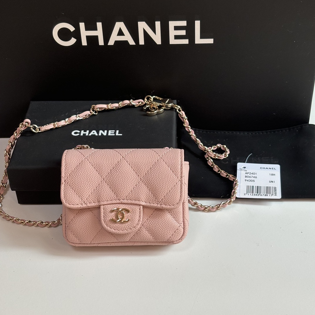 NO:673675,Ohanel's new waist bag has arrived. Original quality and exquisite details...A1Y size 10x8x3.5cm, chanel wallet, chanel, wallets19860909Ohanel 新款腰包到货 原单品质 细节美到淋漓尽致…A1Y 尺寸 10x8x3.5cm,chanel钱包,chanel,wallets,欧美剧