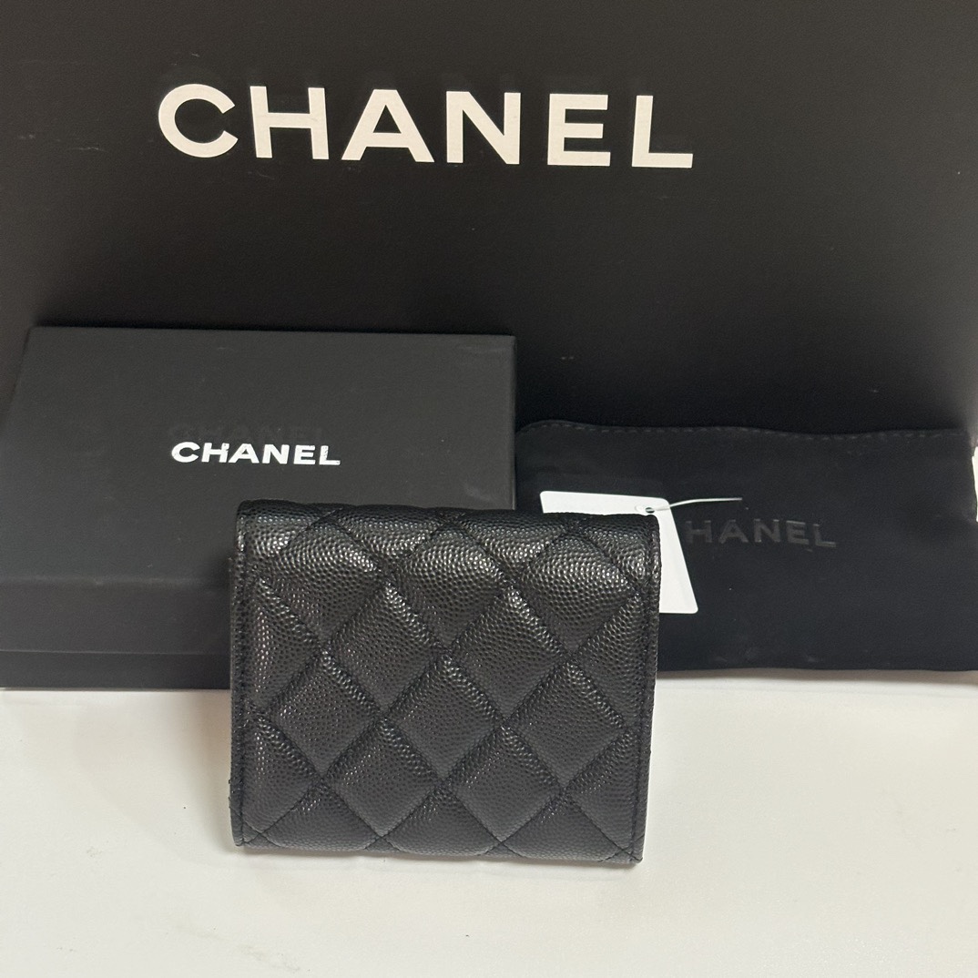 Chanel 升级版新品三折钱包 菱格纹路 .细节美到淋漓尽致、款号AP10101尺寸：10.5×11.5×3cm
