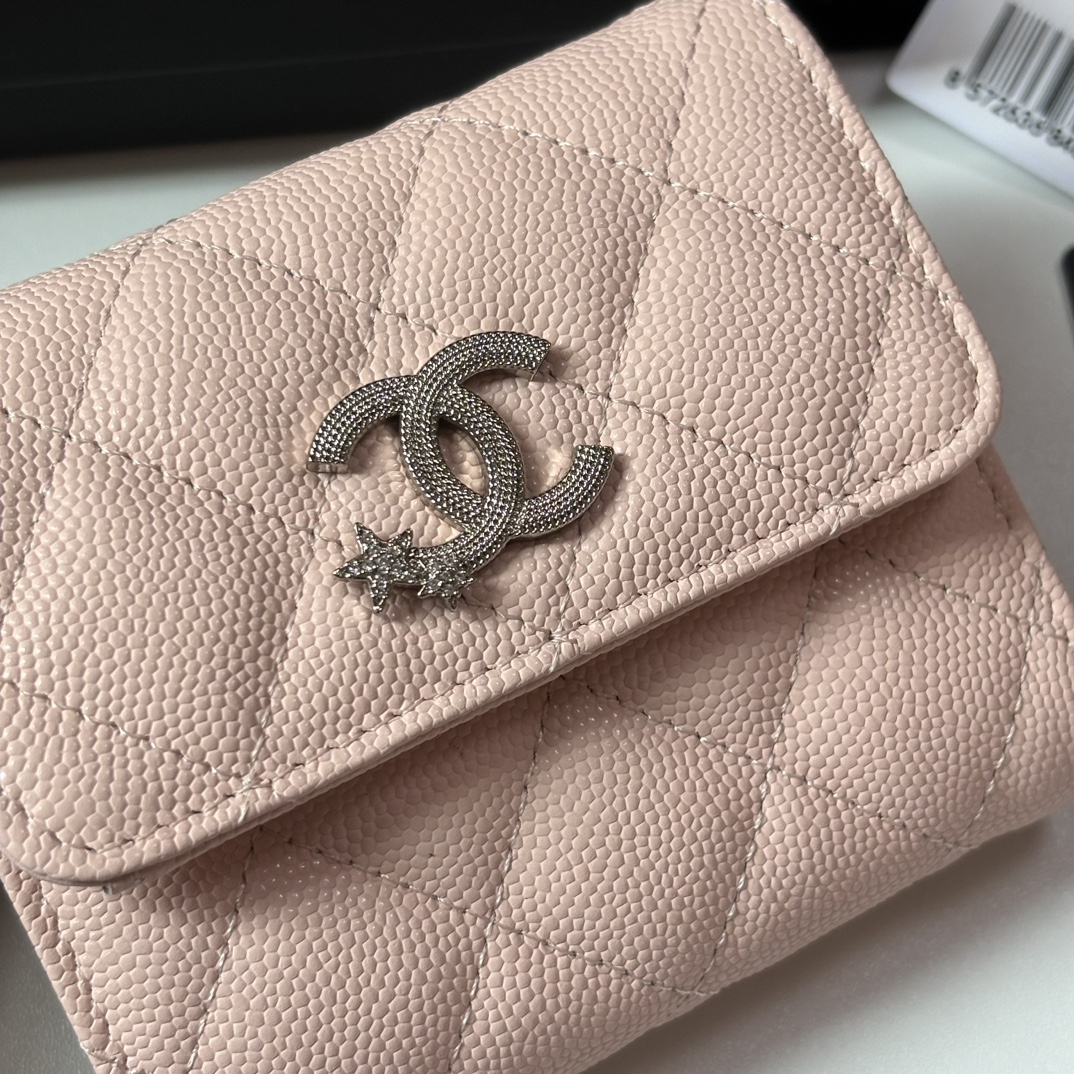 Chanel 升级版新品三折钱包 菱格纹路 .细节美到淋漓尽致、款号AP10101尺寸：10.5×11.5×3cm