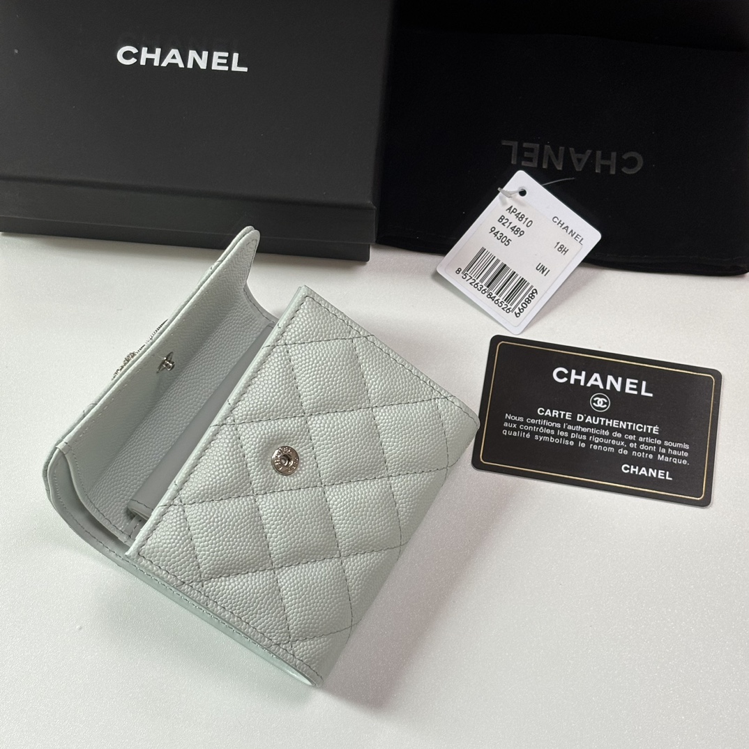 Chanel 升级版新品三折钱包 菱格纹路 .细节美到淋漓尽致、款号AP10101尺寸：10.5×11.5×3cm