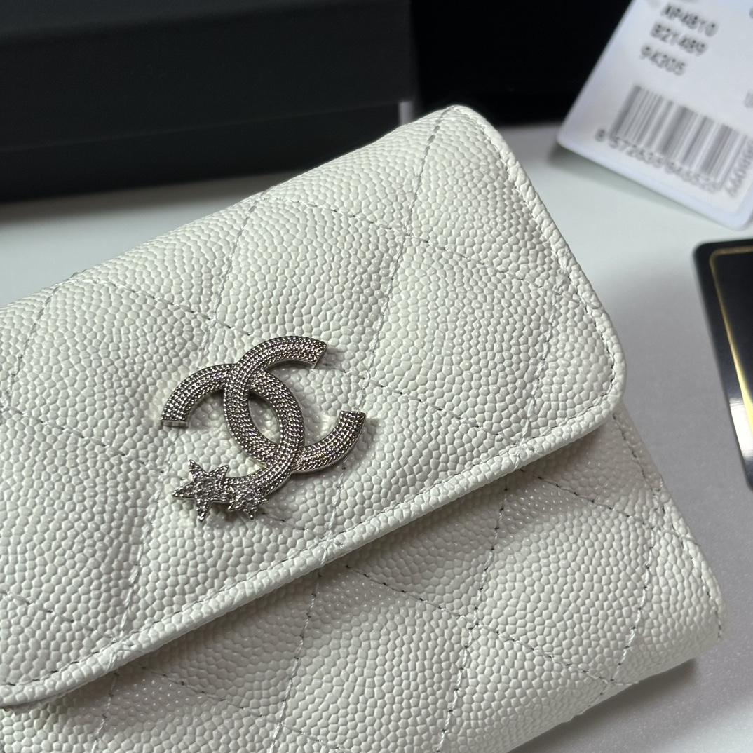 Chanel 升级版新品三折钱包 菱格纹路 .细节美到淋漓尽致、款号AP10101尺寸：10.5×11.5×3cm