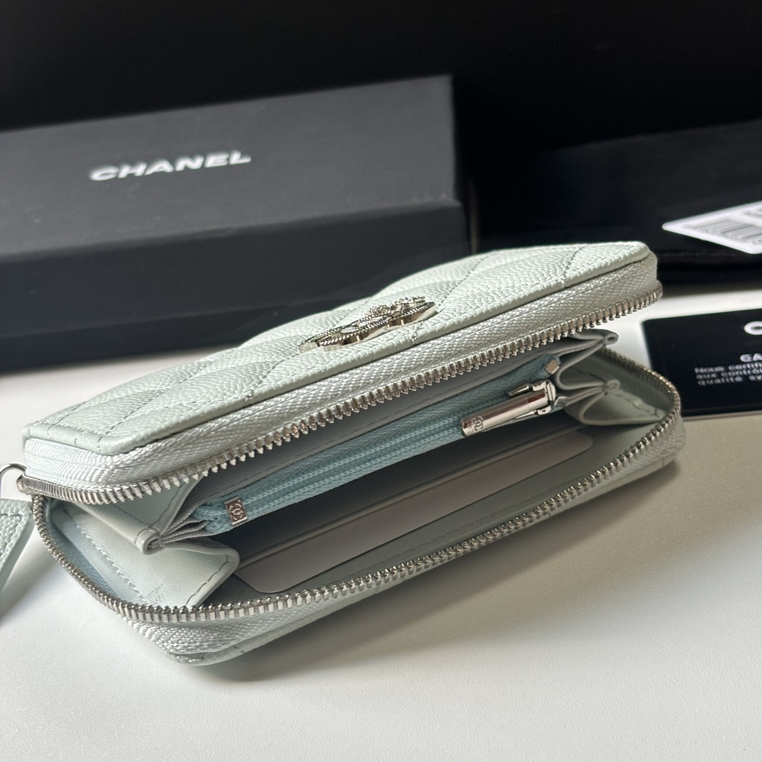 Chanel 升级版小香小拉链卡包 搭配新款luogo