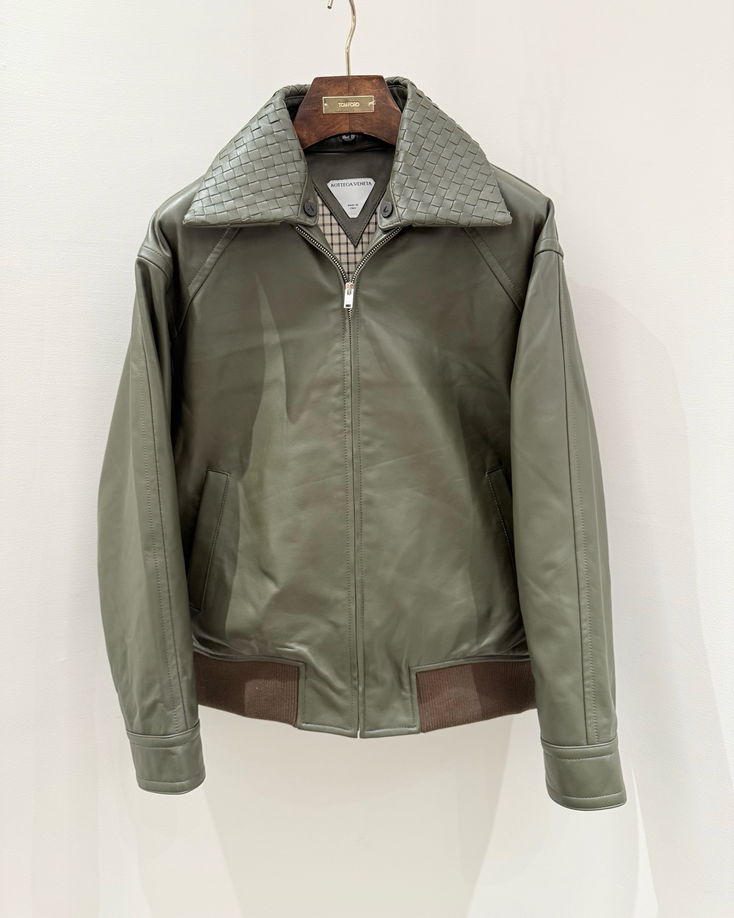 Bottega Veneta Green Woven Collar Lambskin Leather Jacket 2 i1755076809951 4160 0 6
