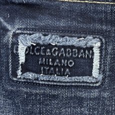 Dolce&Gabbana杜嘉班纳春夏新品牛仔 客供高级进口的丹宁原色面料,重磅环保植物酵素水洗工艺,提 Dolce&Gabbana杜嘉班纳春夏新品牛仔 客供高级进口的丹宁原色面料,重磅环保植物酵素水洗工艺,提