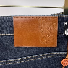 Hermes爱马仕春夏新品天丝牛仔 客供高级进口的丹宁原色面料,重磅环保植物酵素水洗工艺,提供了绝佳的舒 Hermes爱马仕春夏新品天丝牛仔 客供高级进口的丹宁原色面料,重磅环保植物酵素水洗工艺,提供了绝佳的舒