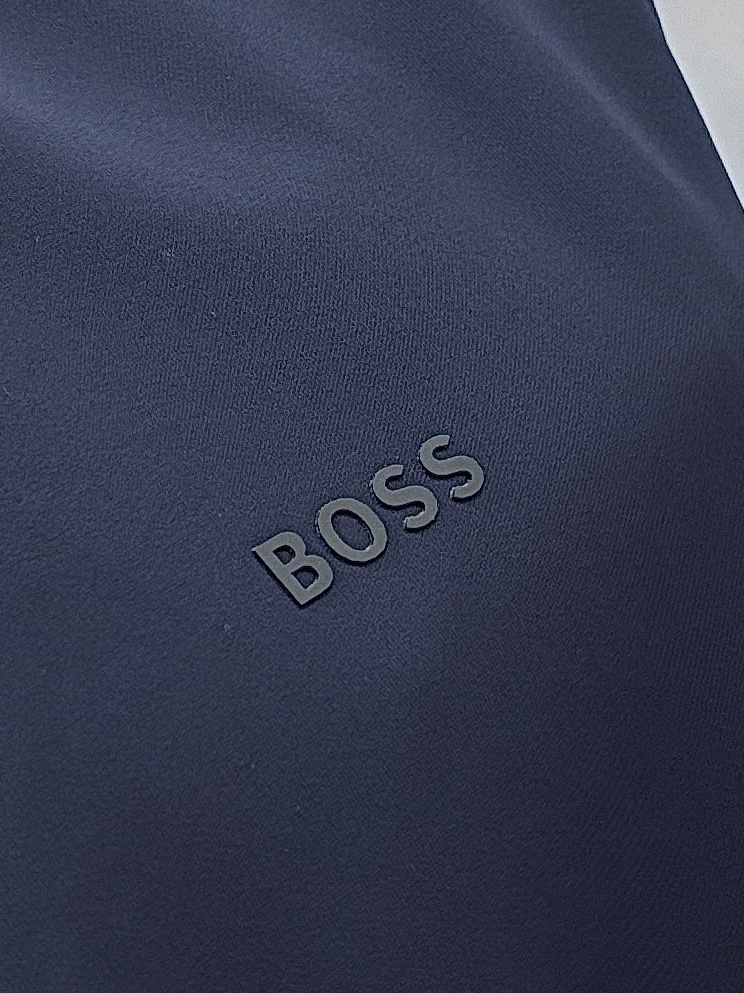 Boss、2026新品夹克马甲外套，时尚帅气，简约百搭款，胸前精致刺绣字母logo，定制原版面料，不仅挺括，保持潮流的廓