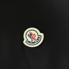 Moncler蒙口2026 秋冬休闲夹克爆款外套 超前卫设计风格 细腻舒适 穿着非常轻便不易起皱。多重重工艺 整体的设 Moncler蒙口2026 秋冬休闲夹克爆款外套 超前卫设计风格 细腻舒适 穿着非常轻便不易起皱。多重重工艺 整体的设