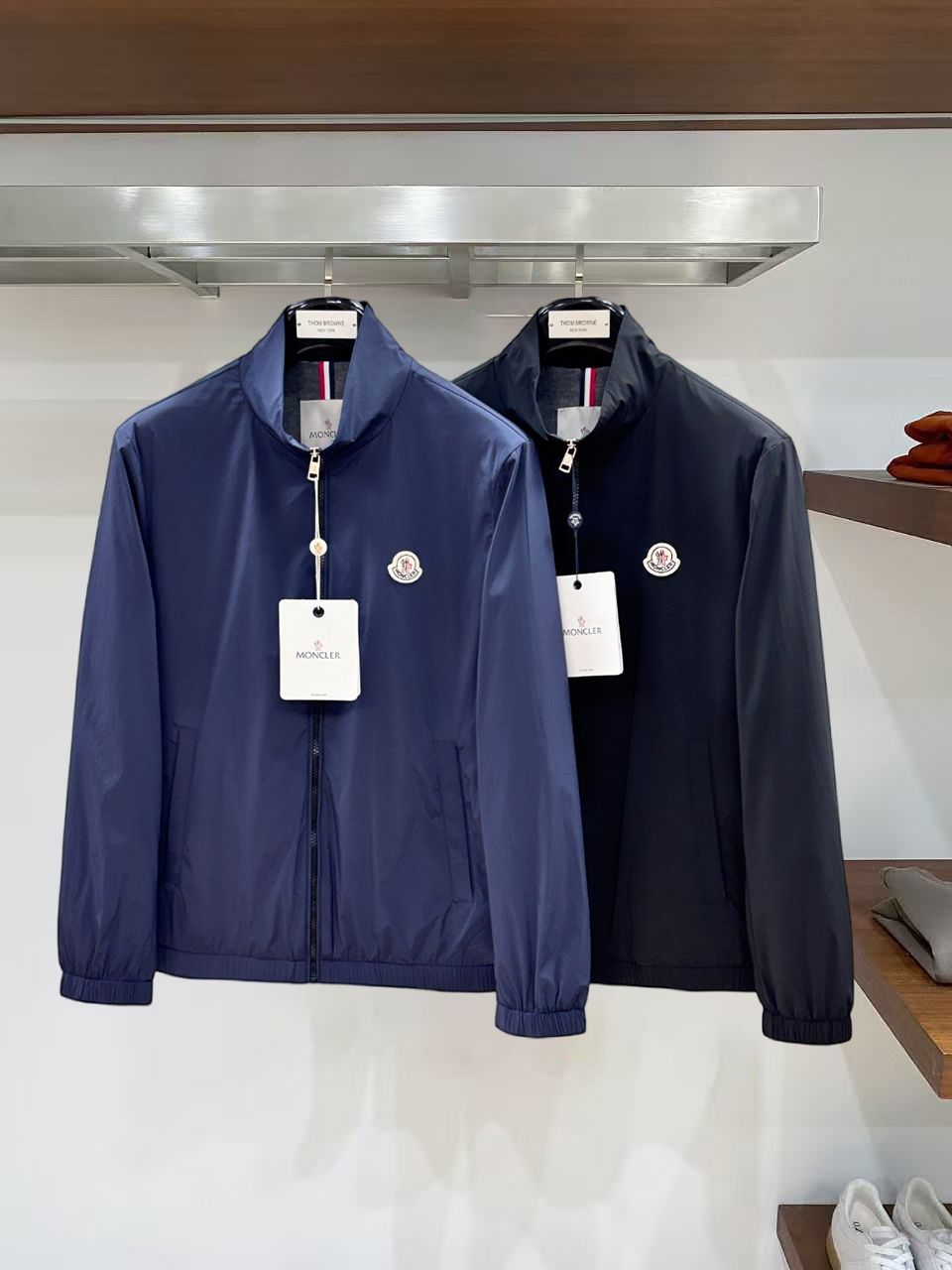 Moncler蒙口2026 秋冬休闲夹克爆款外套  超前卫设计风格 细腻舒适 穿着非常轻便不易起皱。多重重工艺 整体的设
