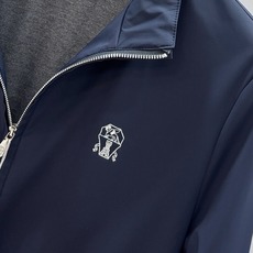 BC奢华气质秋冬季力献夹克外套 Brune** CuC2026秋冬季新款夹克。 立体绣线徽标,全五金配饰bc经典徽标,敬 BC奢华气质秋冬季力献夹克外套 Brune** CuC2026秋冬季新款夹克。 立体绣线徽标,全五金配饰bc经典徽标,敬