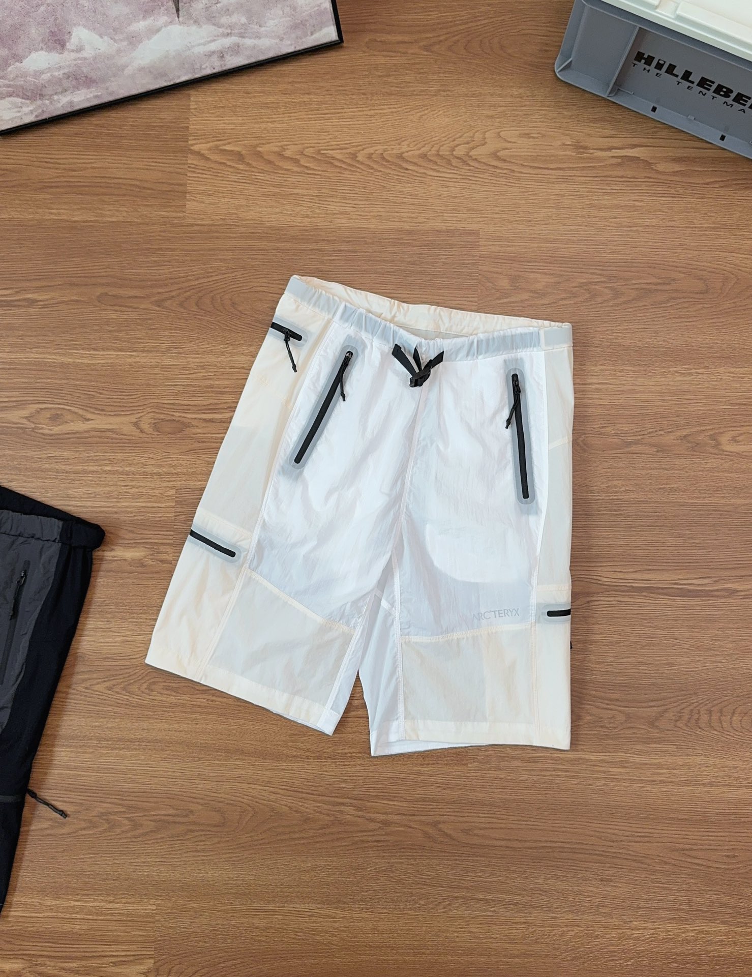 Pantalones cortos Arcteryx de secado rápido para hombre y mujer con bolsillos 3 i1749737044 8208 5