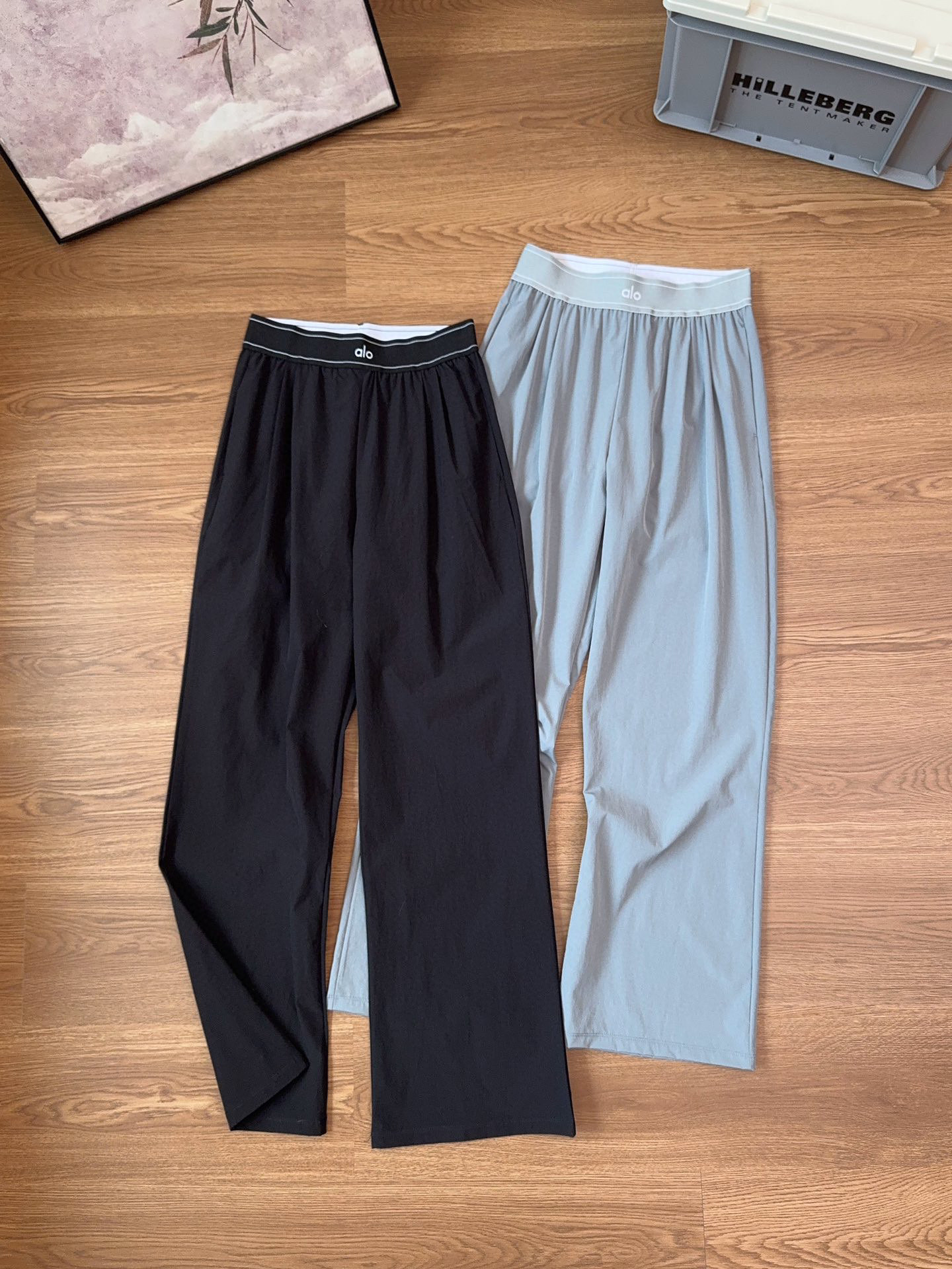 Alo Yoga Suit Up Trouser: Lightweight, Flattering Wide-Leg Pants for Women 2 i1755179760325 7332 0 0