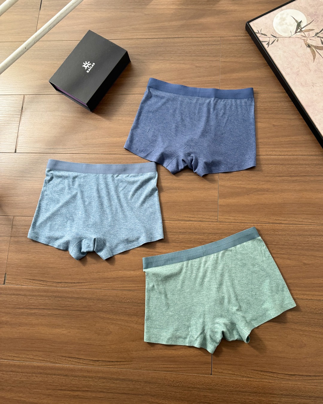 Alternative view of Pants 04093