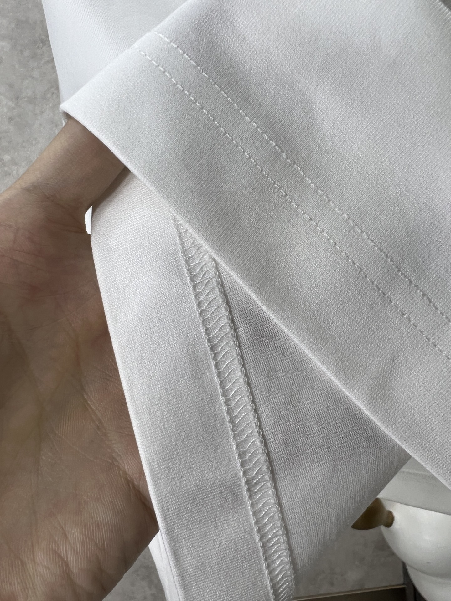 MM62024Ss最新款短袖T恤原标定制面料手感柔软穿着舒适做工精细.上身效果无敌帅气L码数S-2xl