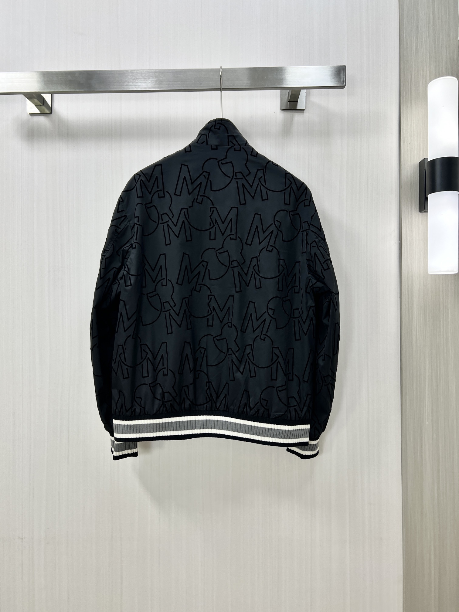 盟可睐 Moncler 高定典藏名品高定成衣时装外套连衣裙衬衫T恤 #96384FE5 2