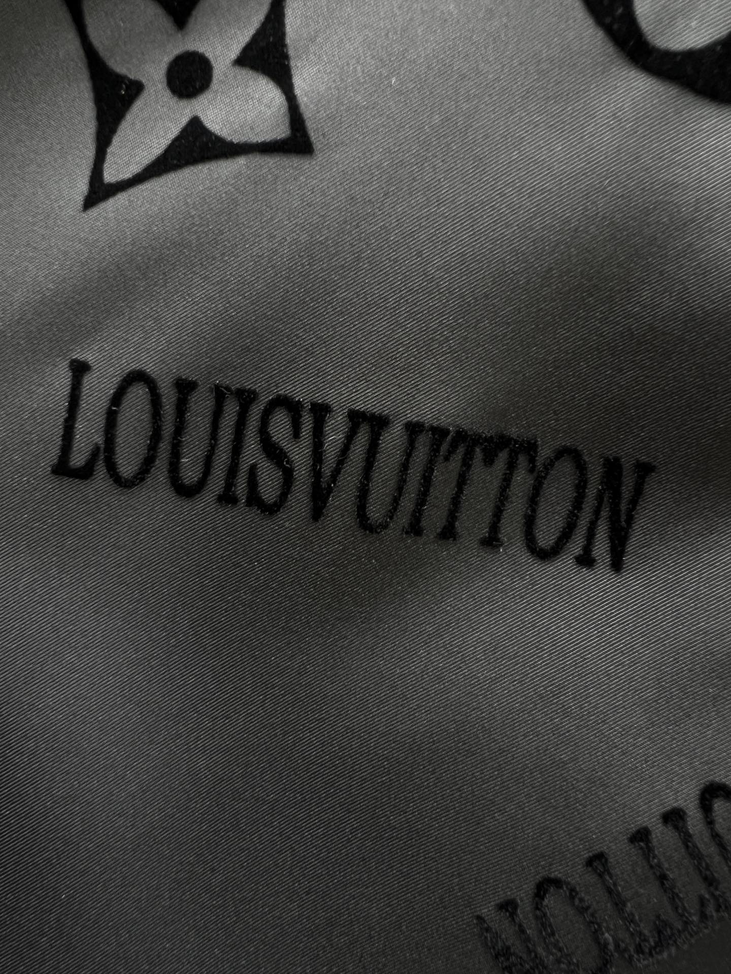 Louis Vuitton Haute Couture Haute Couture Ready-to-Wear Clothing Dress 8