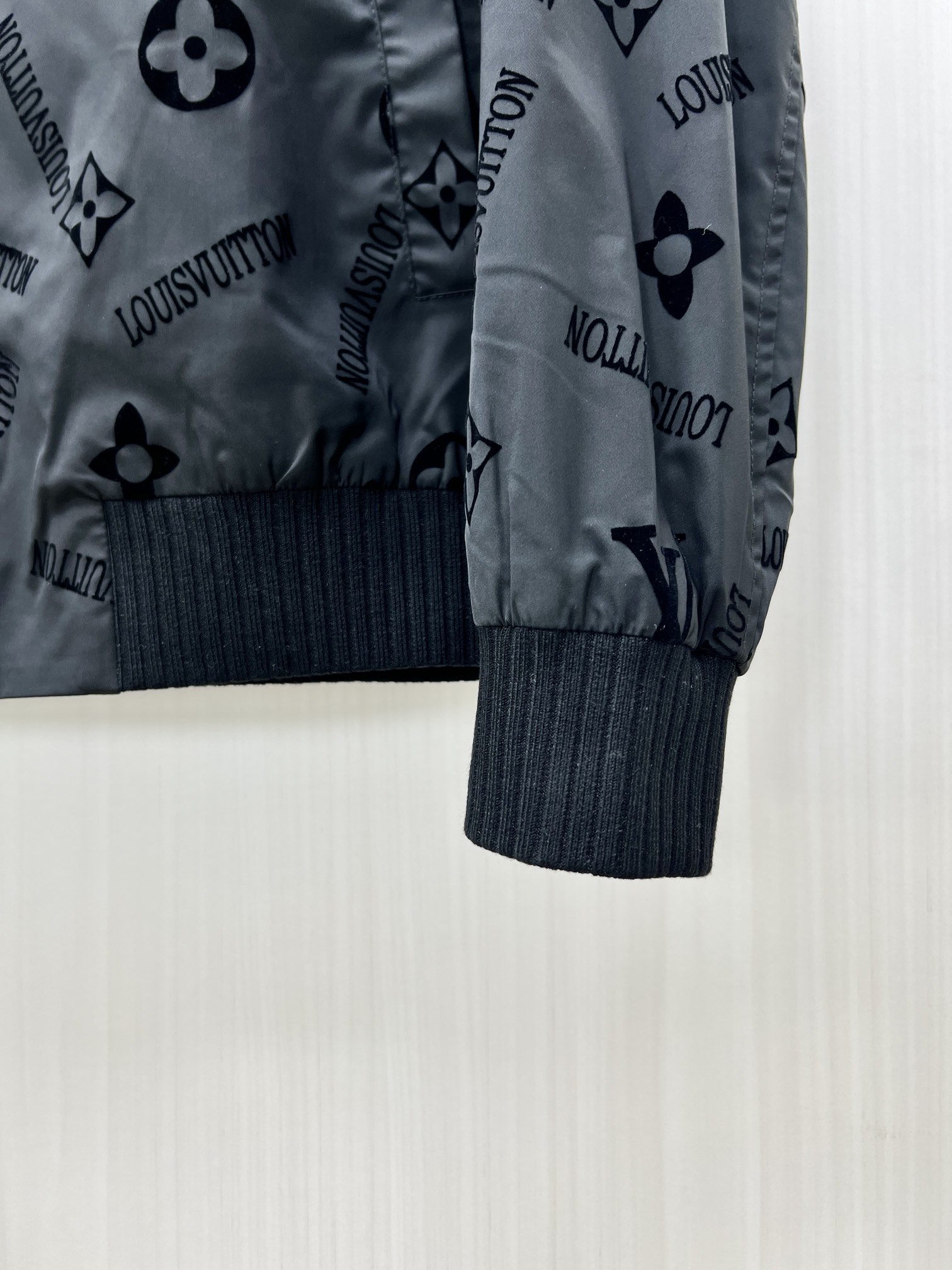 Louis Vuitton Haute Couture Haute Couture Ready-to-Wear Clothing Dress 6