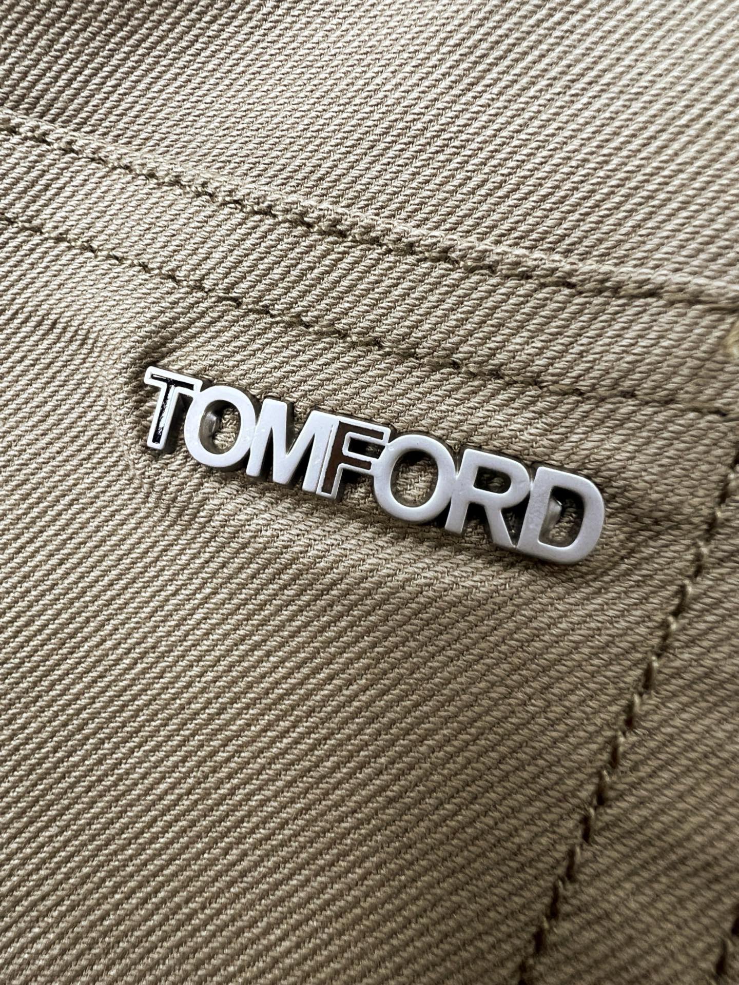 TOM FORD High Quality Men’s Fashion Panty-Pants: Custom Fabric and Hardware, Soft Touch, Cosmopolitan Style - 图片 7