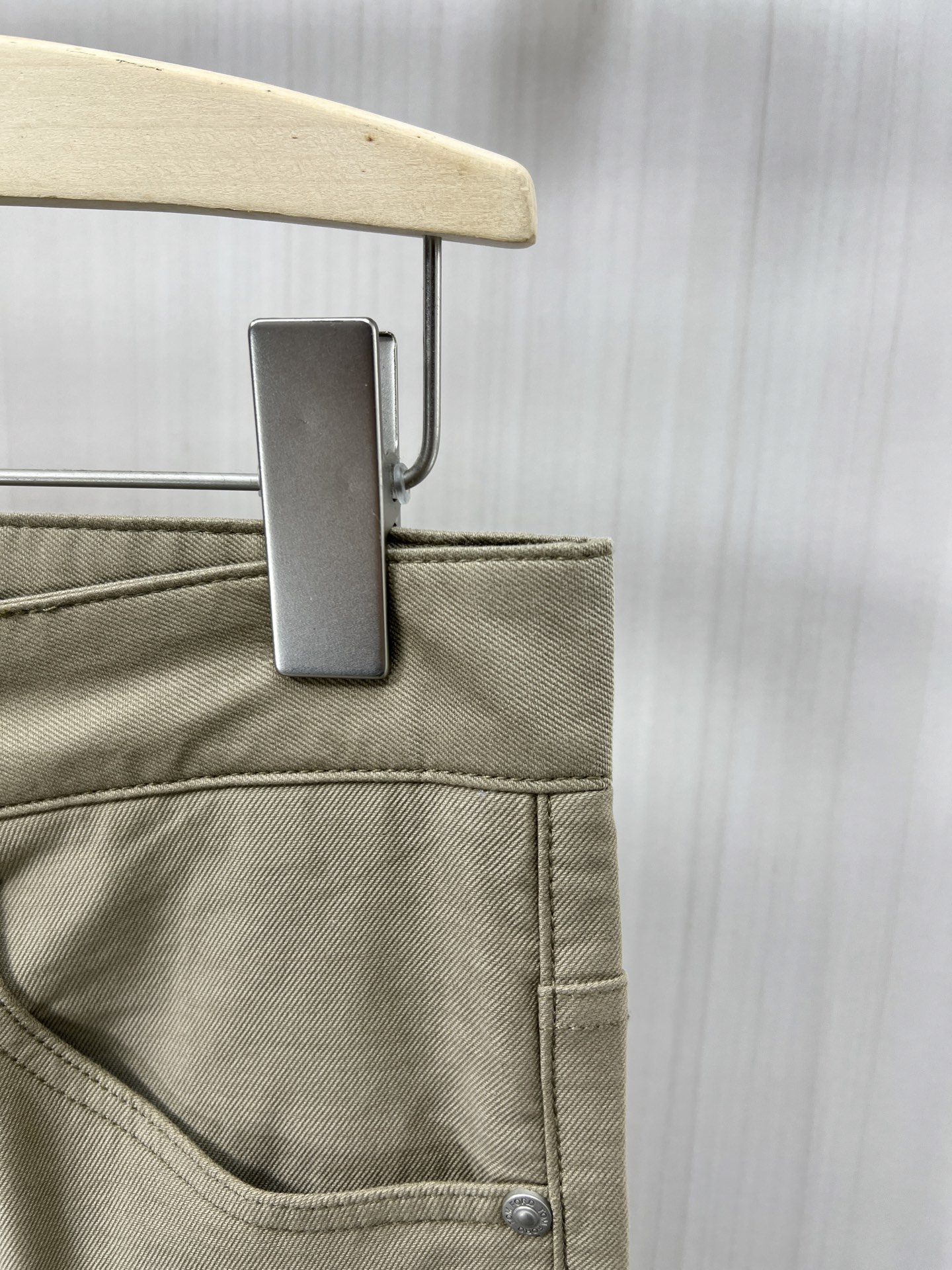 TOM FORD High Quality Men’s Fashion Panty-Pants: Custom Fabric and Hardware, Soft Touch, Cosmopolitan Style - 图片 3