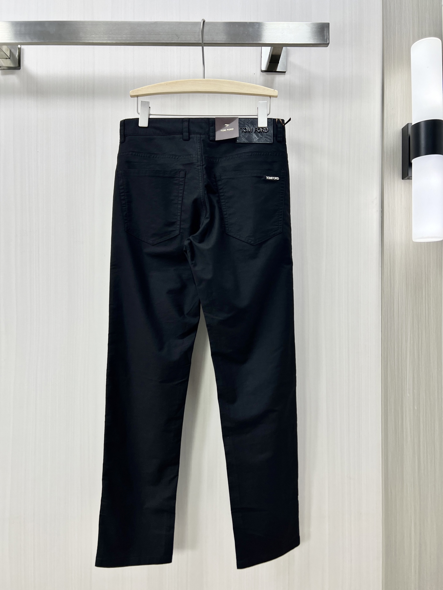 “High-Quality TOM FORD Men’s Fashion Panty-Pants in Sizes 30-38” - 图片 2