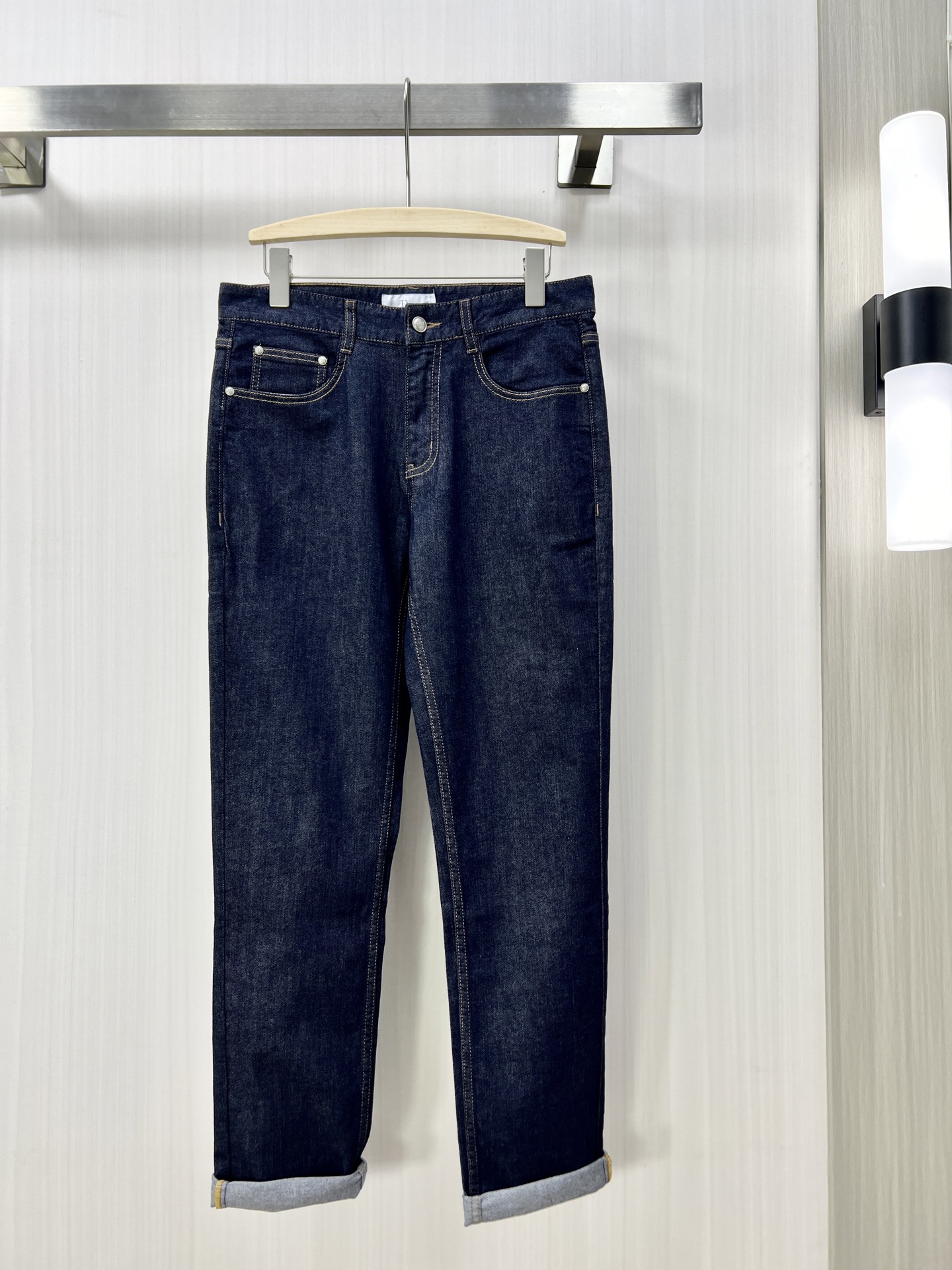 NO:134461,.DIOR 25ss new men's fashionable casual pants High-quality custom original fabrics, high-quality custom hardware accessories Special touch and super texture Comfortable and soft breathable Casual style wm Size 30-38,,dior,dior,alexander wang19860909.DIOR 迪奥 25ss新款男士时尚休闲裤 高品质定制原版面料、高品质定制五金配件 皮肤特别手感、超级质感 舒适柔软透气 休闲版型wm 尺码30-38,,dior,dior,alexander wang,Men's clothing