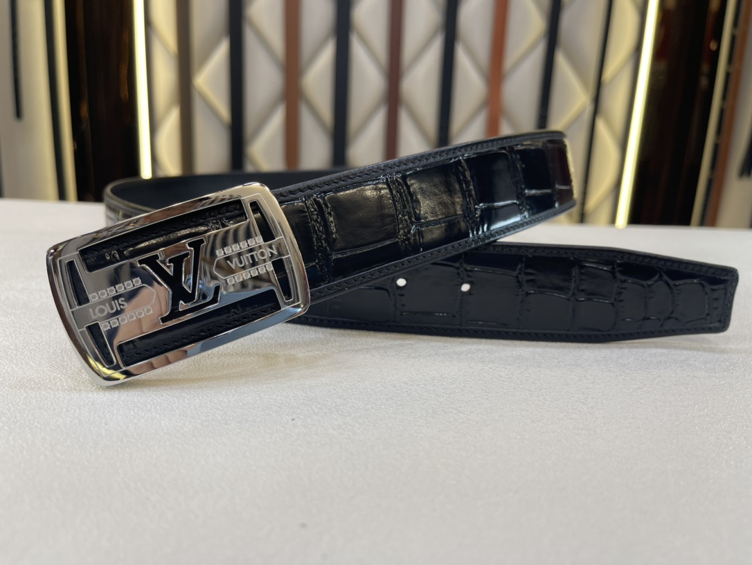 LV大板扣新款经典原单品质头层牛皮鳄鱼肚皮纹搭配原单精品钢扣精工制作细节看图实物拍摄高端奢华宽度4.0c