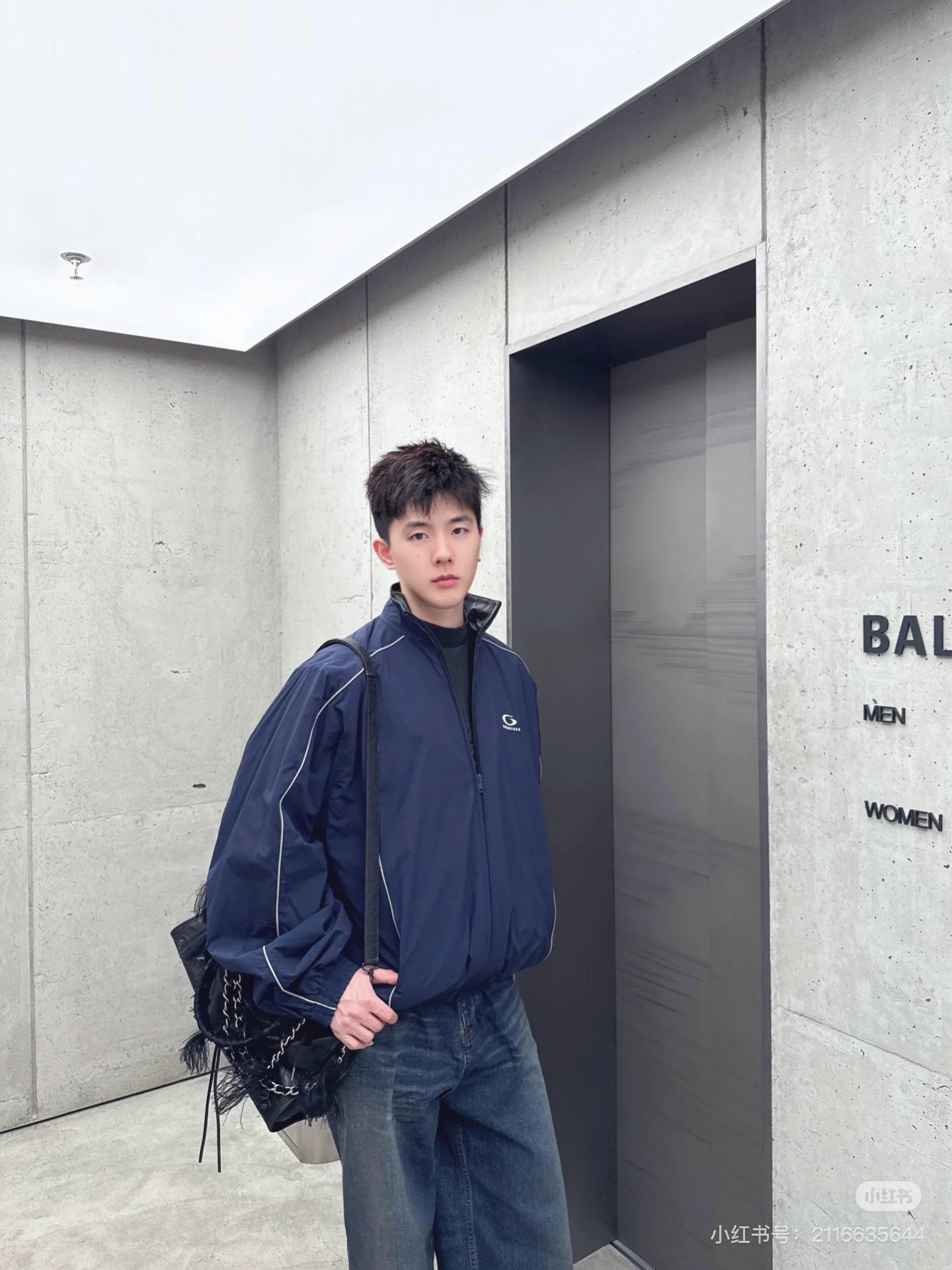 발렌시아가 남성 자켓 102925 이미지 9