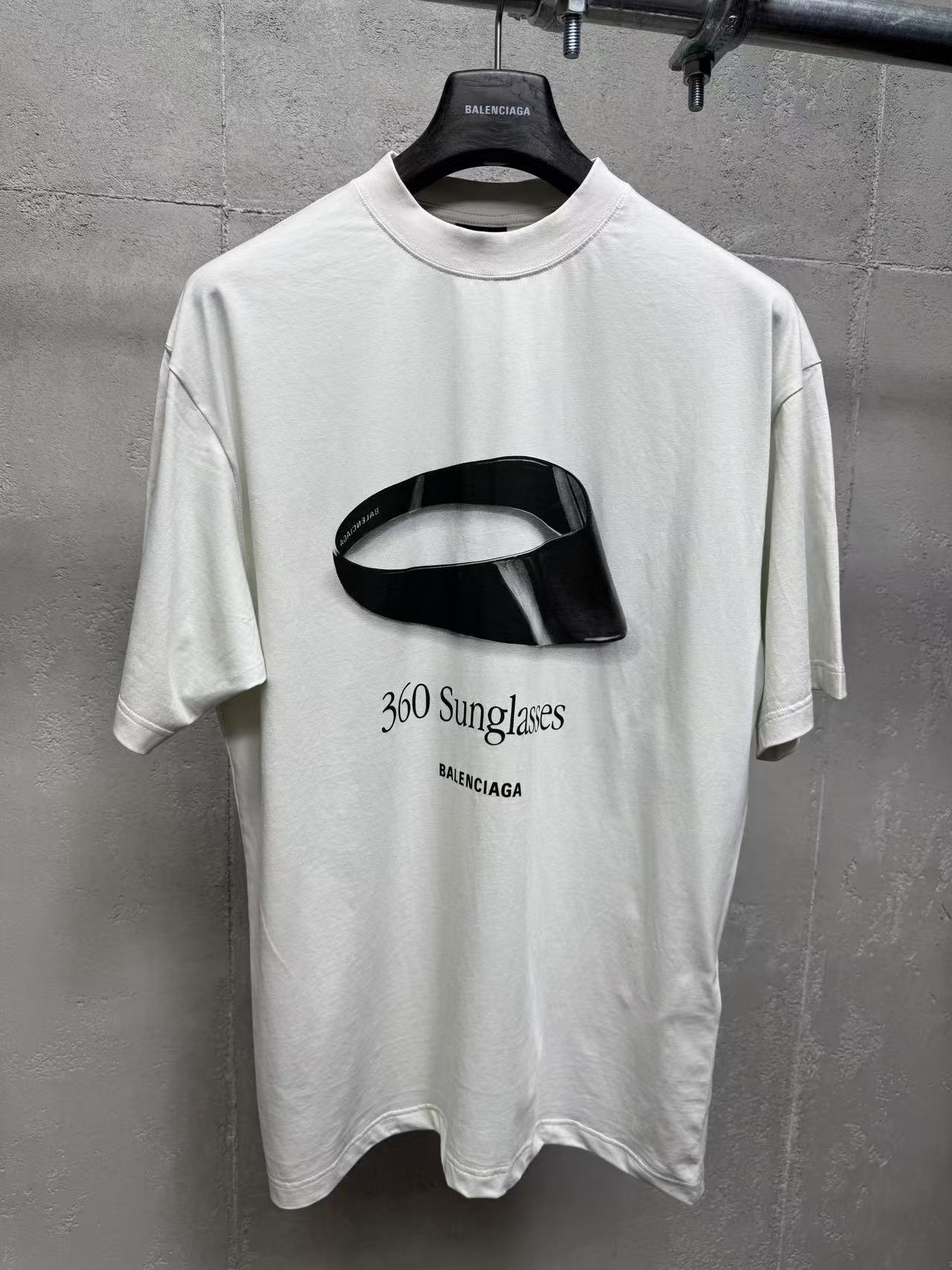 발렌시아가 남성 반팔 102941 Balenciaga T Shirt