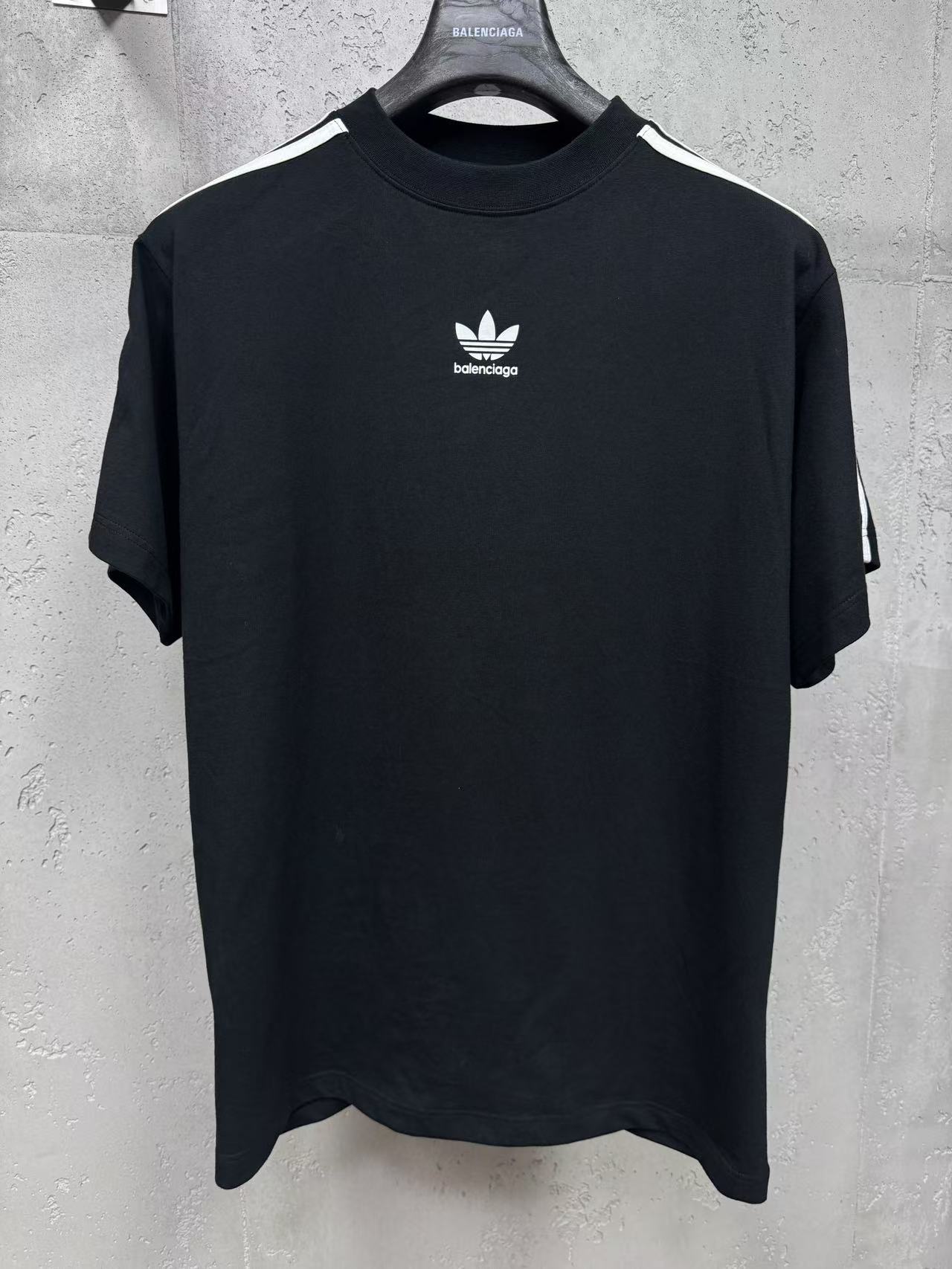 발렌시아가 남성 반팔 102935 Balenciaga T Shirt