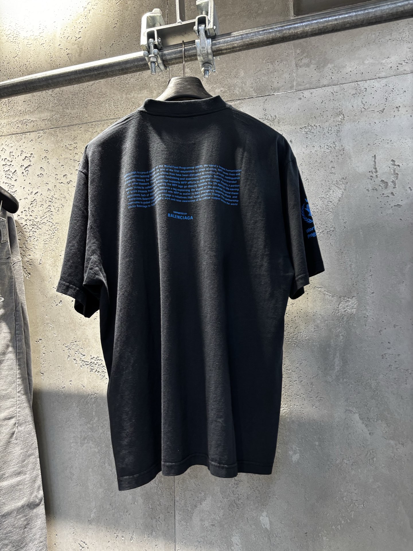 발렌시아가 여성 반팔 142617 Balenciaga T Shirt 상세 이미지 2