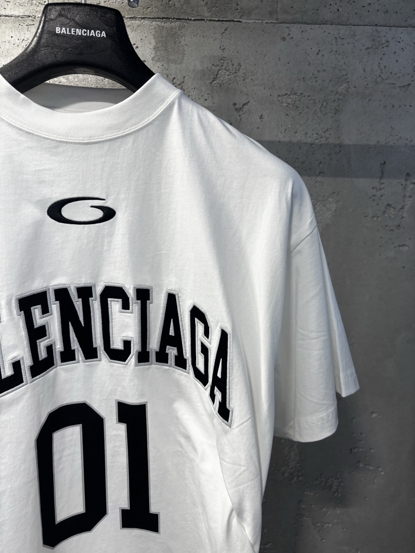 발렌시아가 남성 반팔 142667 Balenciaga T Shirt 상세 이미지 3