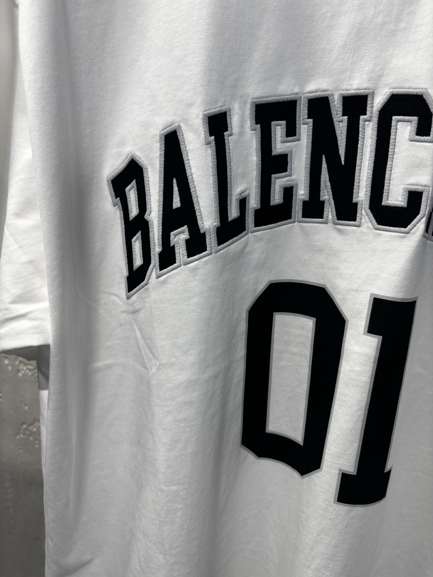 발렌시아가 남성 반팔 142667 Balenciaga T Shirt 상세 이미지 5