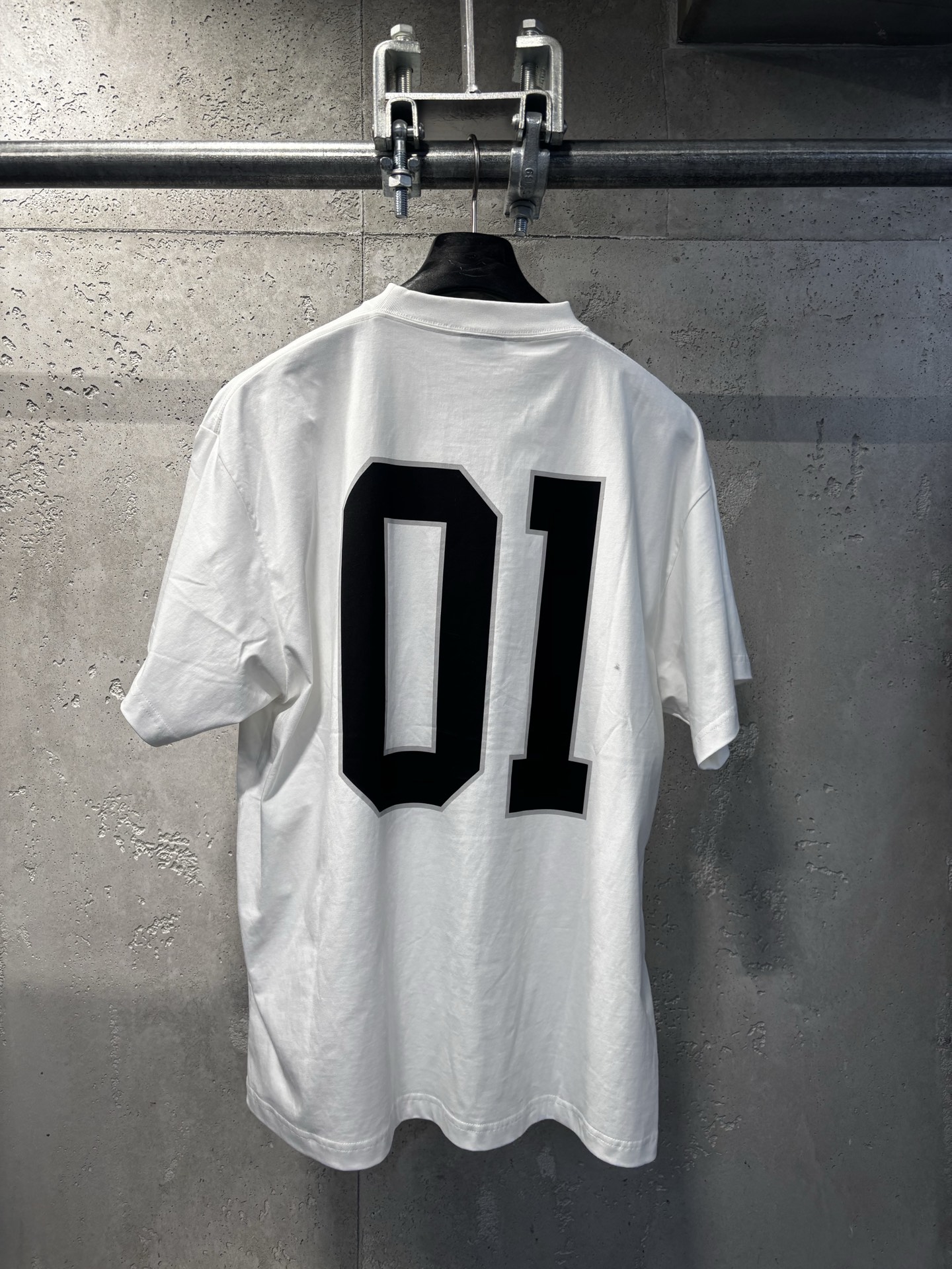 발렌시아가 남성 반팔 142667 Balenciaga T Shirt 상세 이미지 2