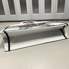 Book Tote 手袋由 Dior 女装创意总监玛丽亚·嘉茜娅·蔻丽 (Maria Grazia Ch Book Tote 手袋由 Dior 女装创意总监玛丽亚·嘉茜娅·蔻丽 (Maria Grazia Ch