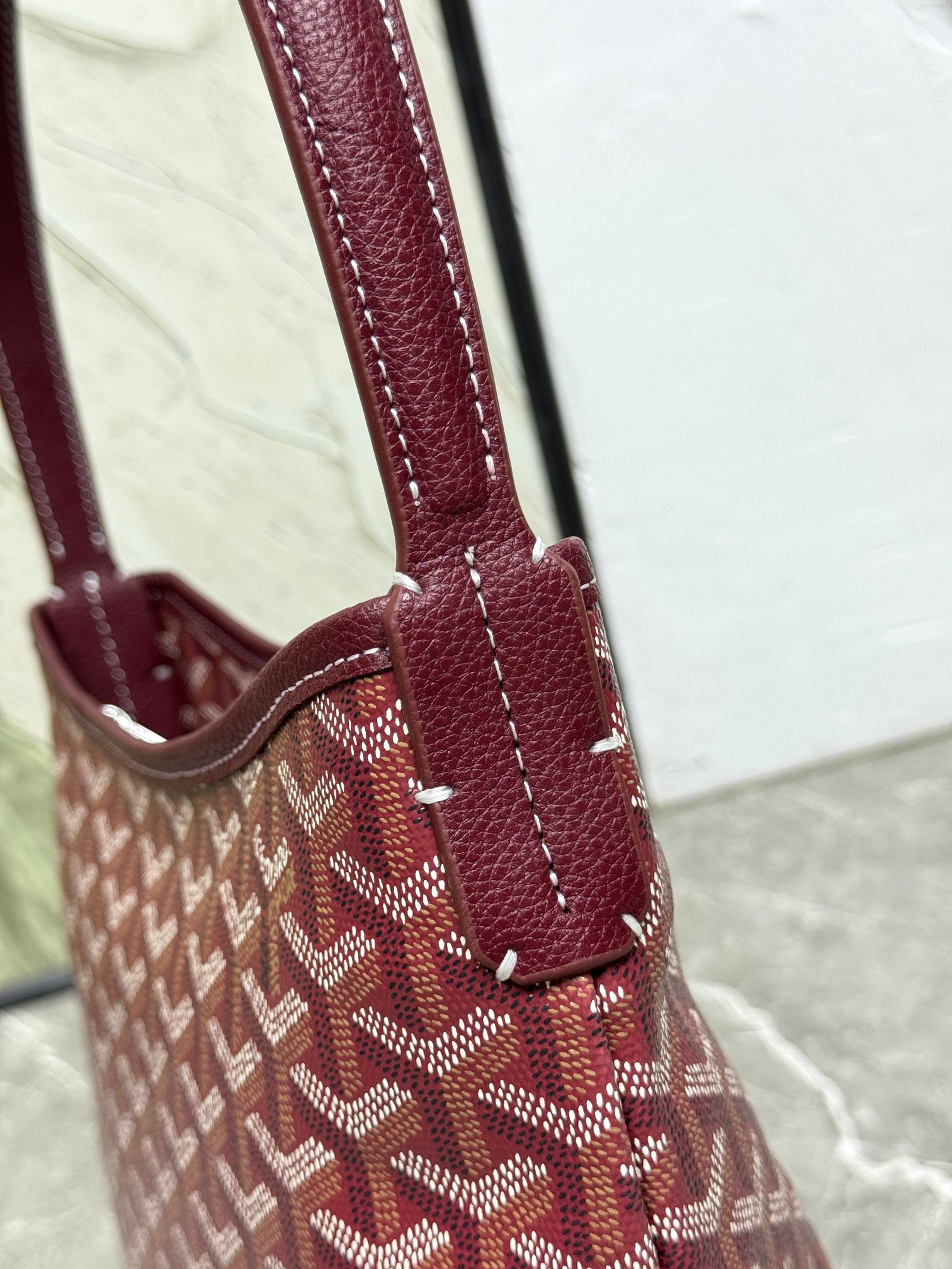 荔枝纹~荔枝纹 戈雅❤️ hobo腋下包 mini号22cm 棉麻内里 托特包型可以日常休闲 又可以很通勤!单肩带让整个 荔枝纹~荔枝纹 戈雅❤️ hobo腋下包 mini号22cm 棉麻内里 托特包型可以日常休闲 又可以很通勤!单肩带让整个