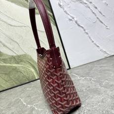 荔枝纹~荔枝纹 戈雅❤️ hobo腋下包 mini号22cm 棉麻内里 托特包型可以日常休闲 又可以很通勤!单肩带让整个 荔枝纹~荔枝纹 戈雅❤️ hobo腋下包 mini号22cm 棉麻内里 托特包型可以日常休闲 又可以很通勤!单肩带让整个