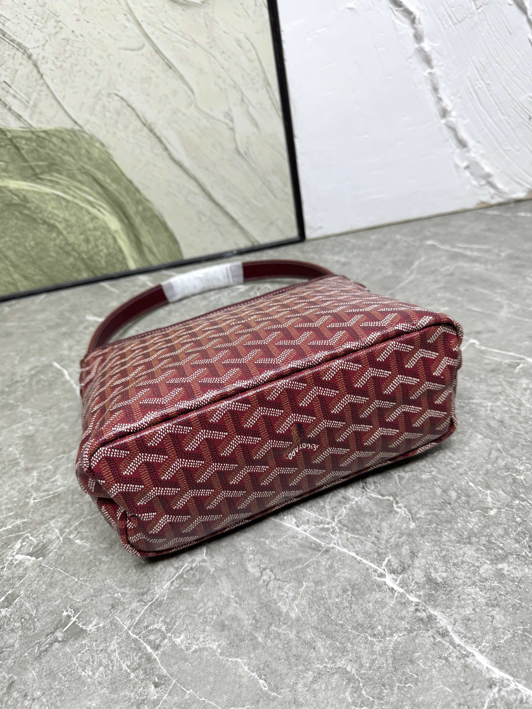 荔枝纹~荔枝纹 戈雅❤️ hobo腋下包 mini号22cm 棉麻内里 托特包型可以日常休闲 又可以很通勤!单肩带让整个 荔枝纹~荔枝纹 戈雅❤️ hobo腋下包 mini号22cm 棉麻内里 托特包型可以日常休闲 又可以很通勤!单肩带让整个