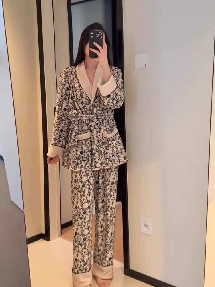Miu Miu Haute Couture Haute Couture Ready-to-Wear Clothing Dress Jacket 8