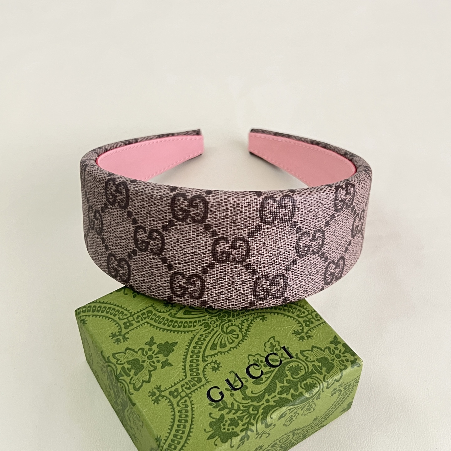 Gucci 新款 GUCCI 发捆， 1:1定制 奢侈 简约 超耐看