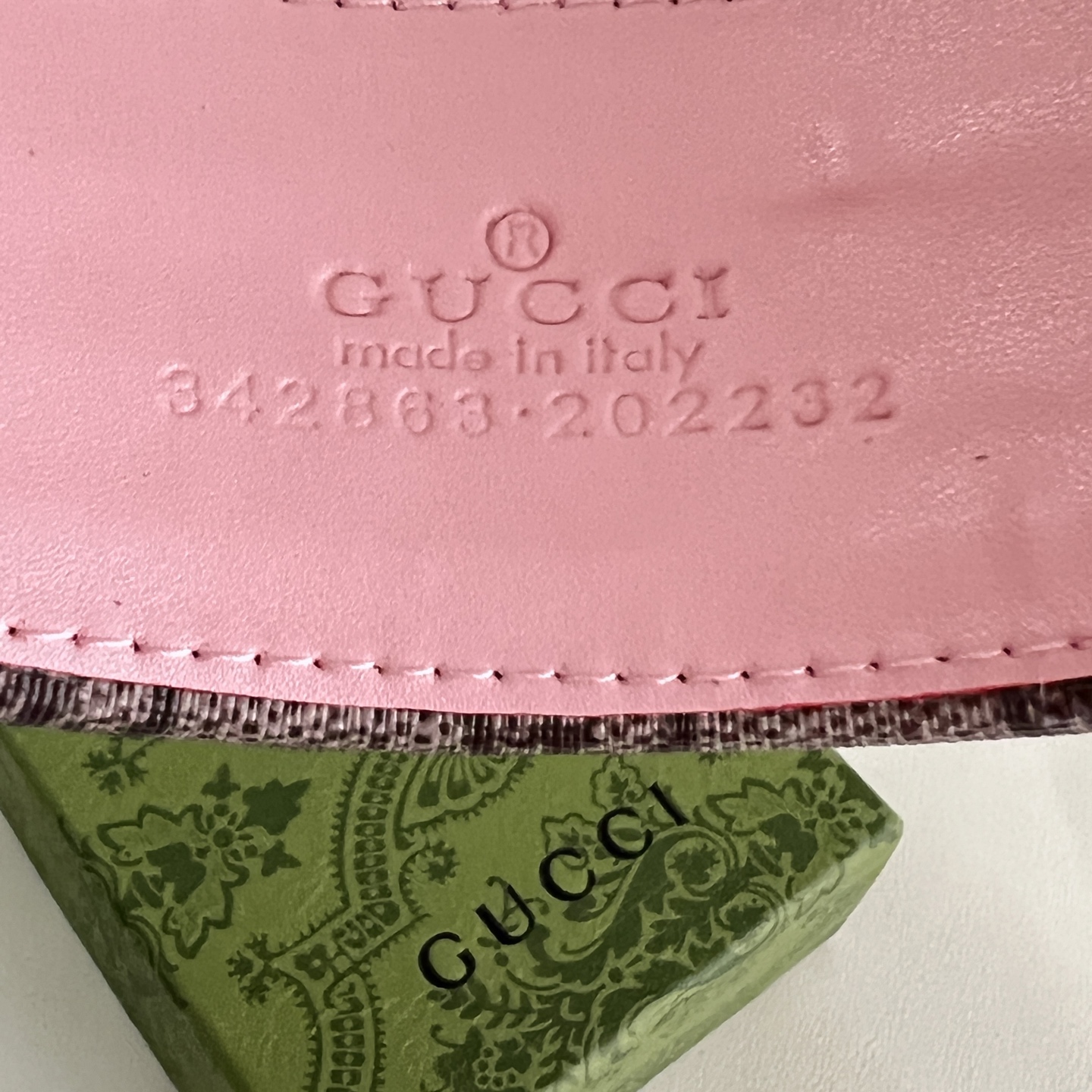 Gucci 新款 GUCCI 发捆， 1:1定制 奢侈 简约 超耐看