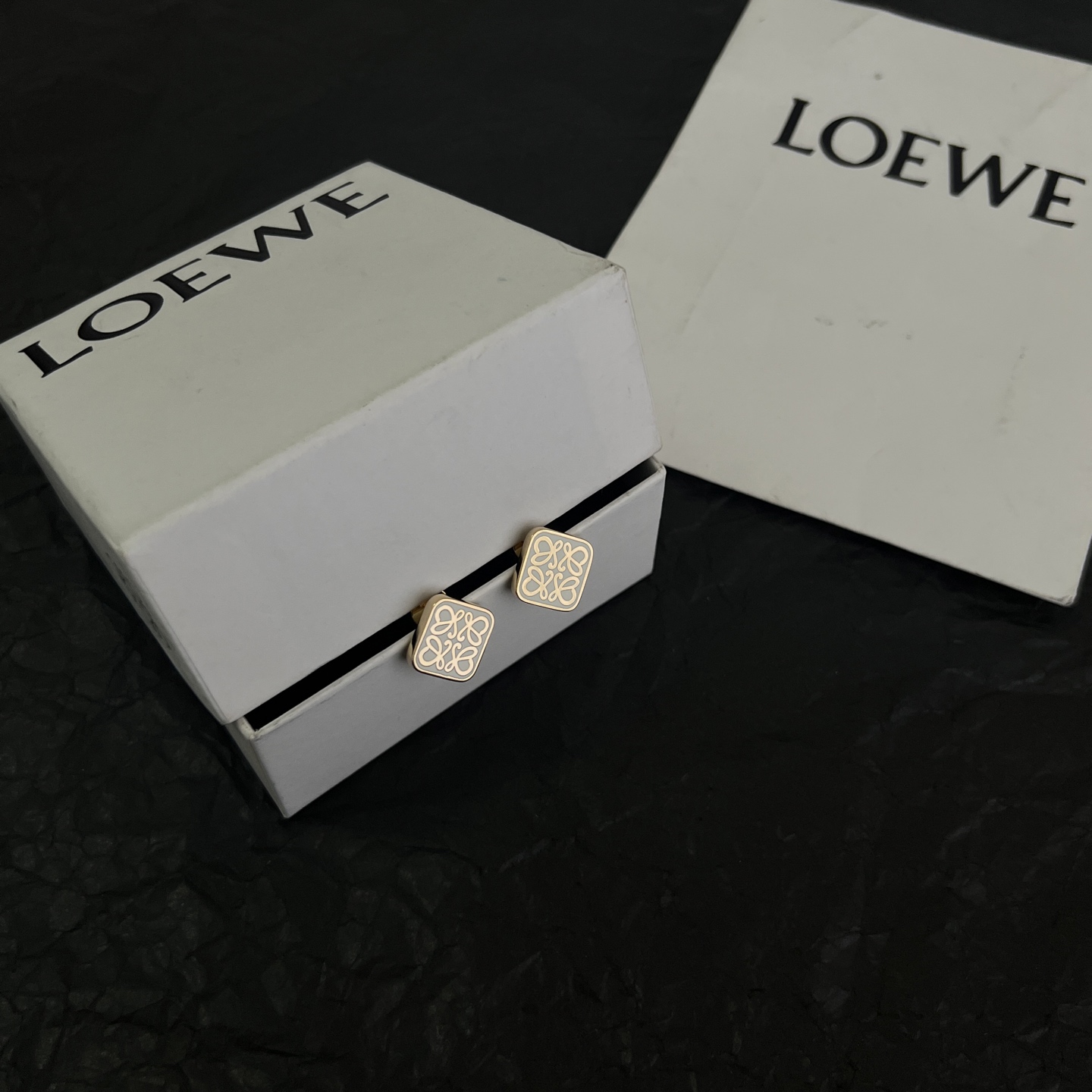 LEWE LOEWE