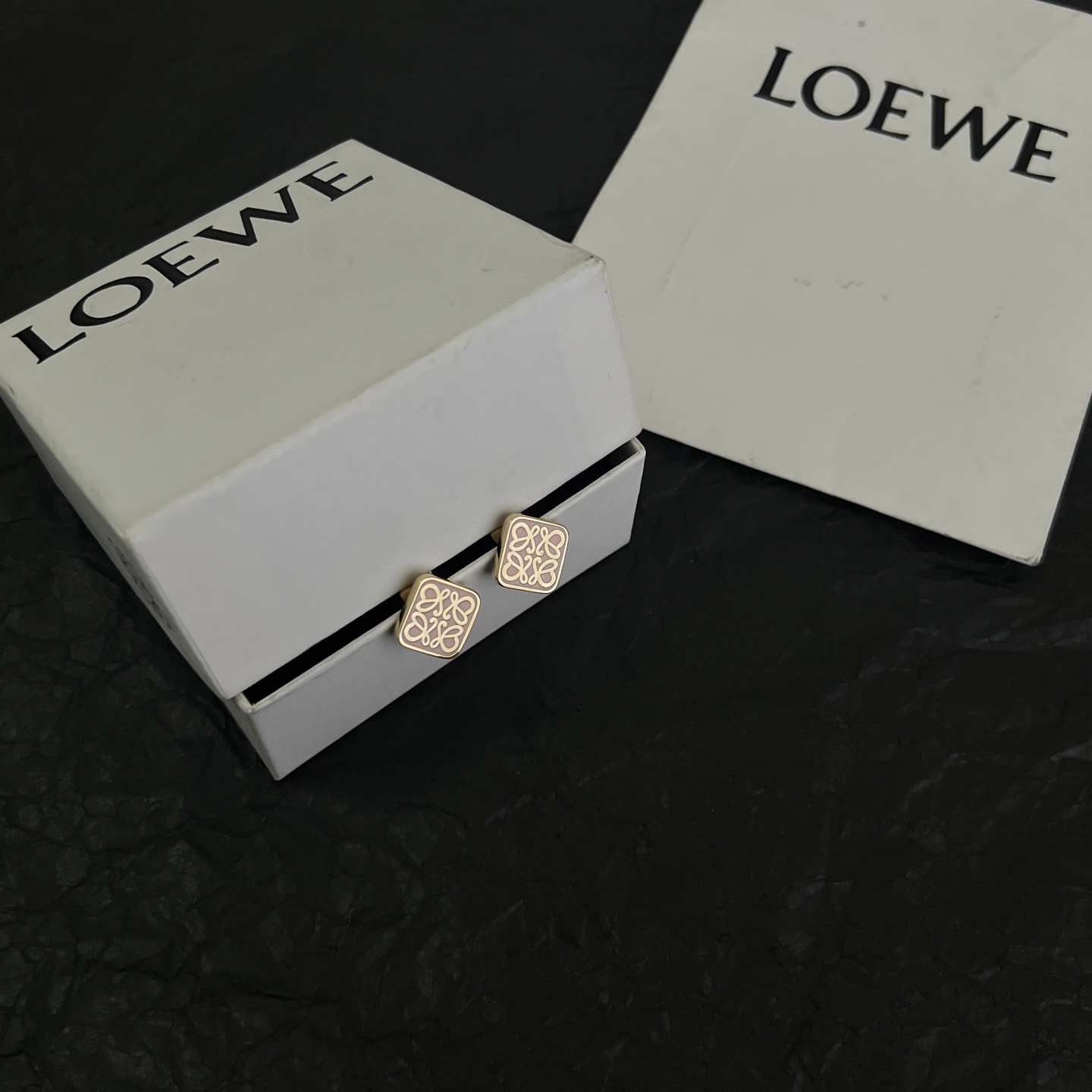 LEWE LOEWE