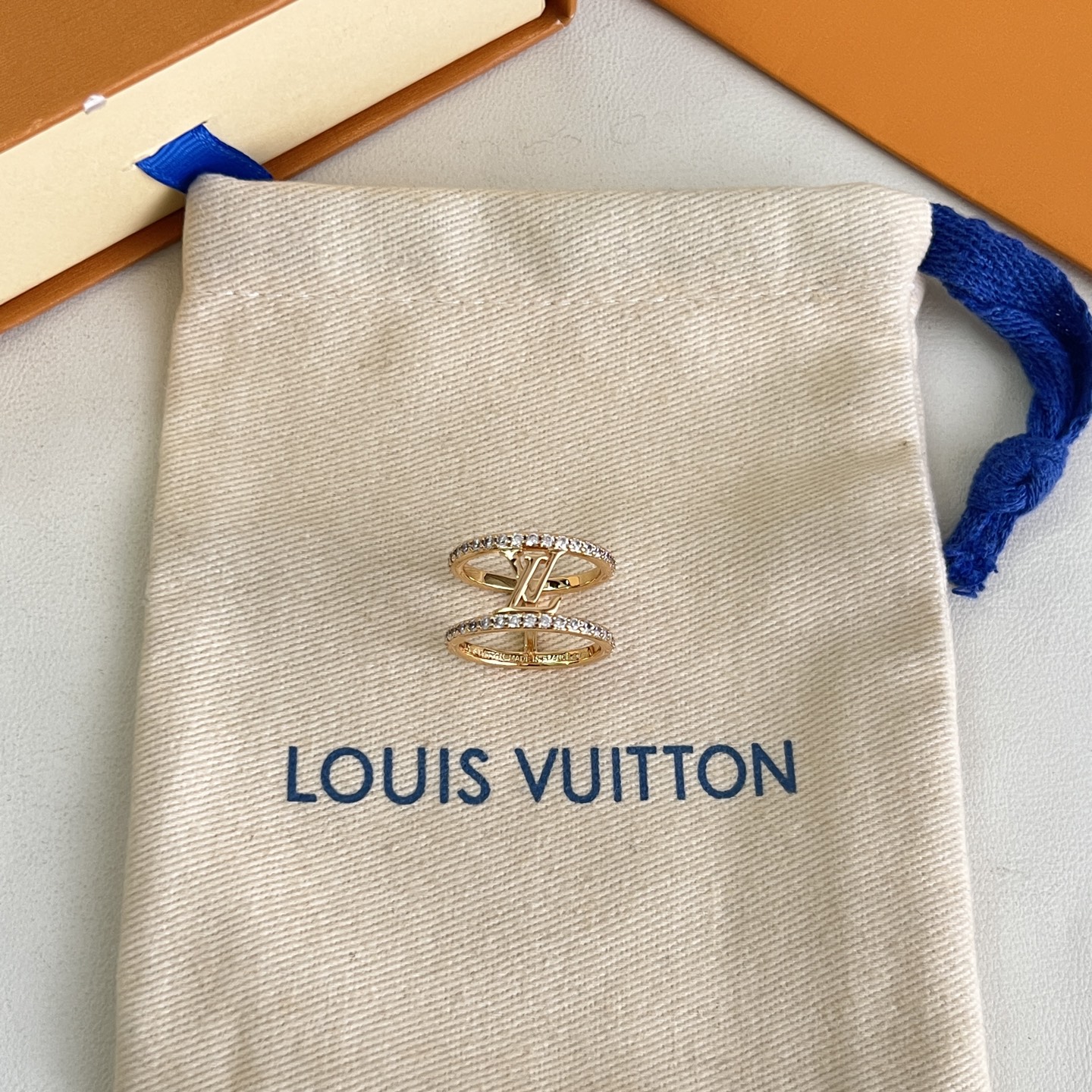 】。新款。原单货LV 戒指🔹🔹Louis Vuitton 路易威登 戒指🔹专柜一致材质 火爆款出货 设计