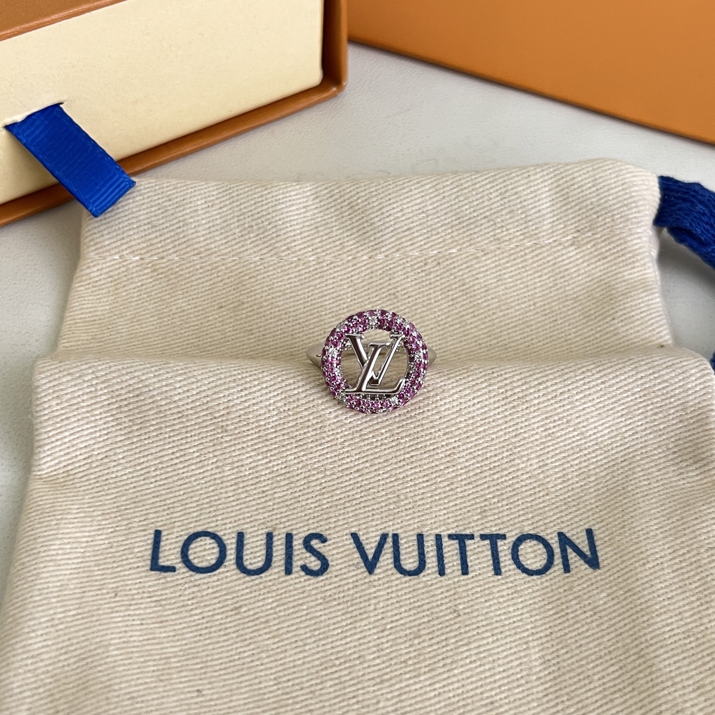 】。新款。原单货LV 戒指🔹🔹Louis Vuitton 路易威登 戒指🔹专柜一致材质 火爆款出货 设计