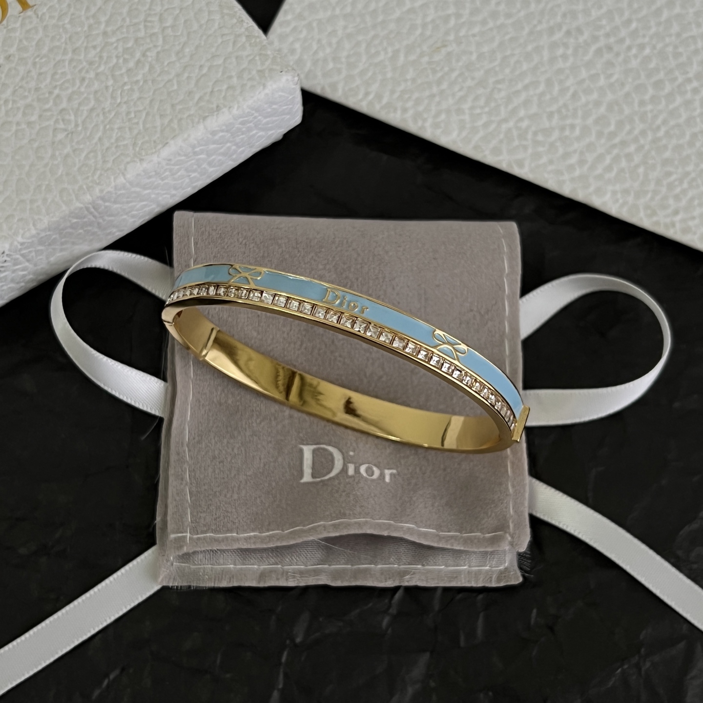 】👑Dior 迪奥  中古 手镯 专柜一致上新 精选原版一致 黄铜材质 甜美气质高雅。