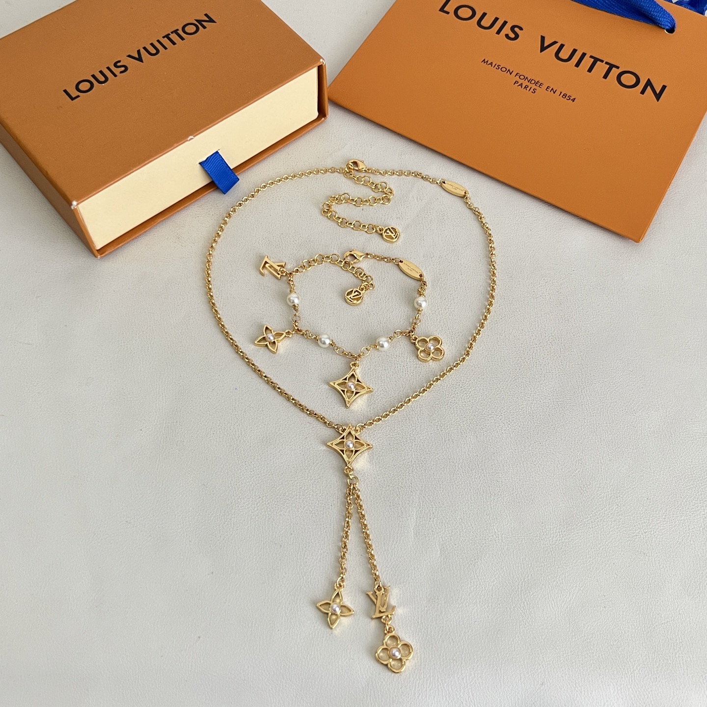 】原单货 LV 项链🔹🔹Louis Vuitton 路易威登 🔹专柜一致材质 火爆款出货 设计独特 复古