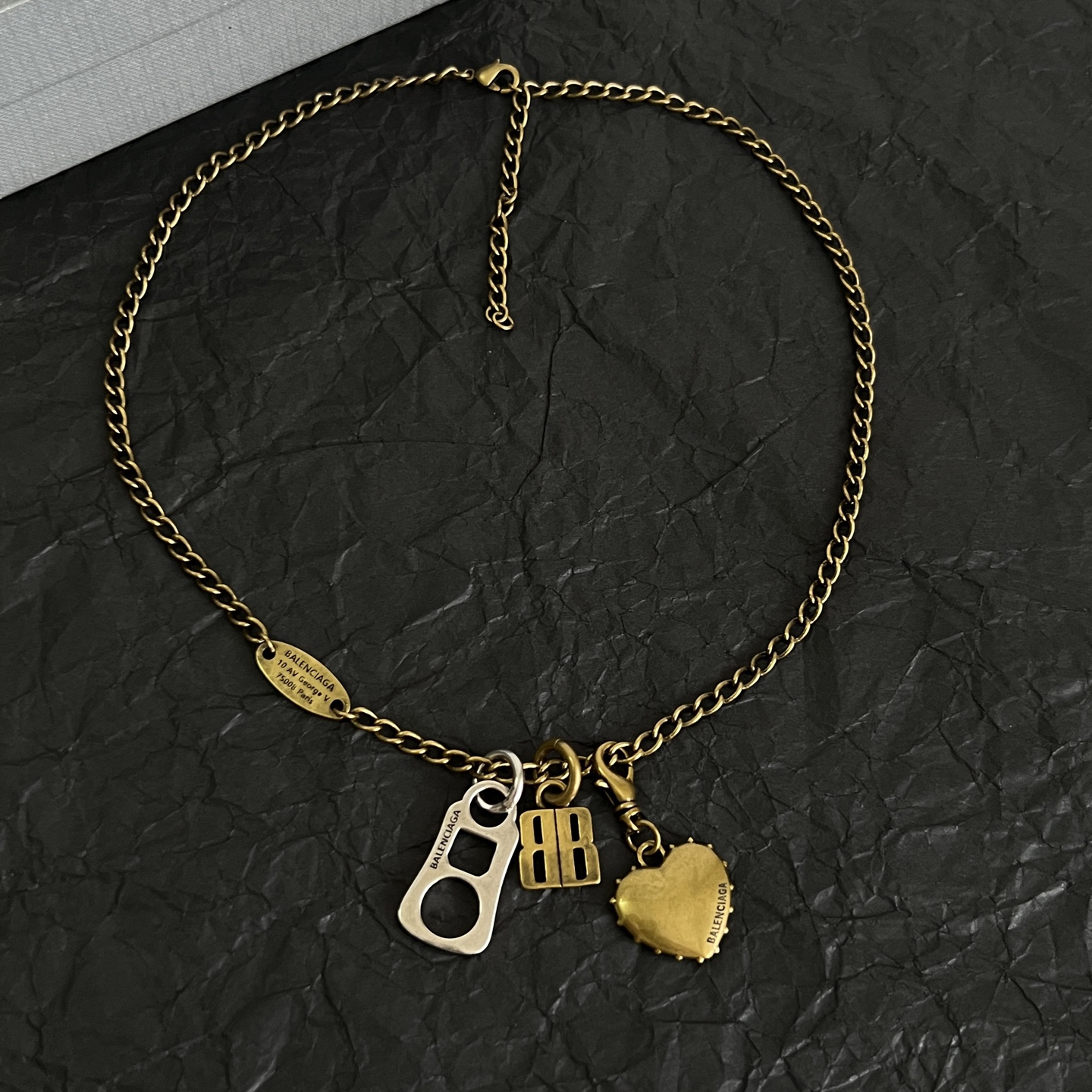 】原单货🔹🔹新品 巴黎世家 项链Balenciaga 做旧款🔹专柜一致 黄铜材质 古金电镀 火爆款出货 